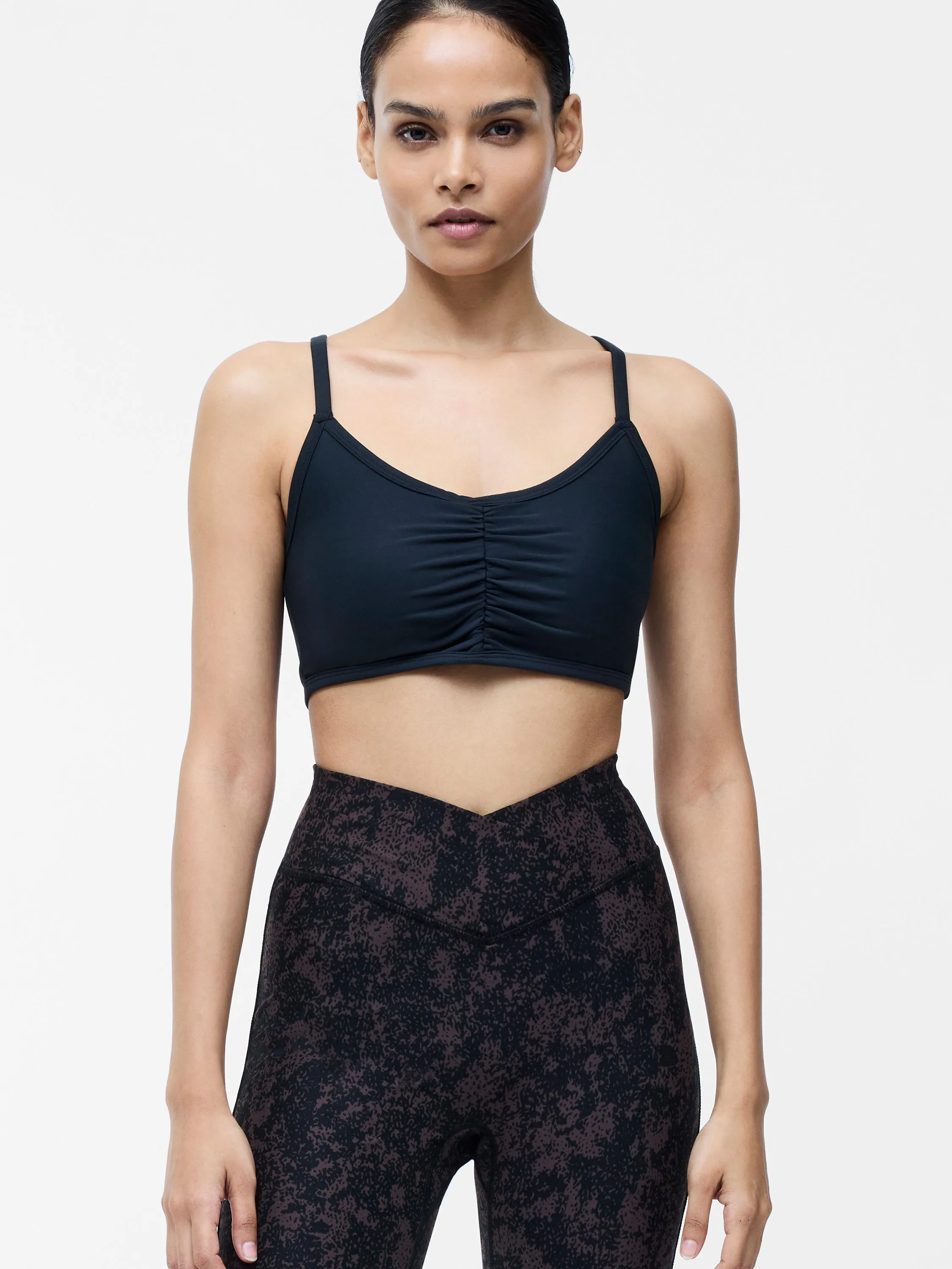Black Yoga Ruched Sports Bra