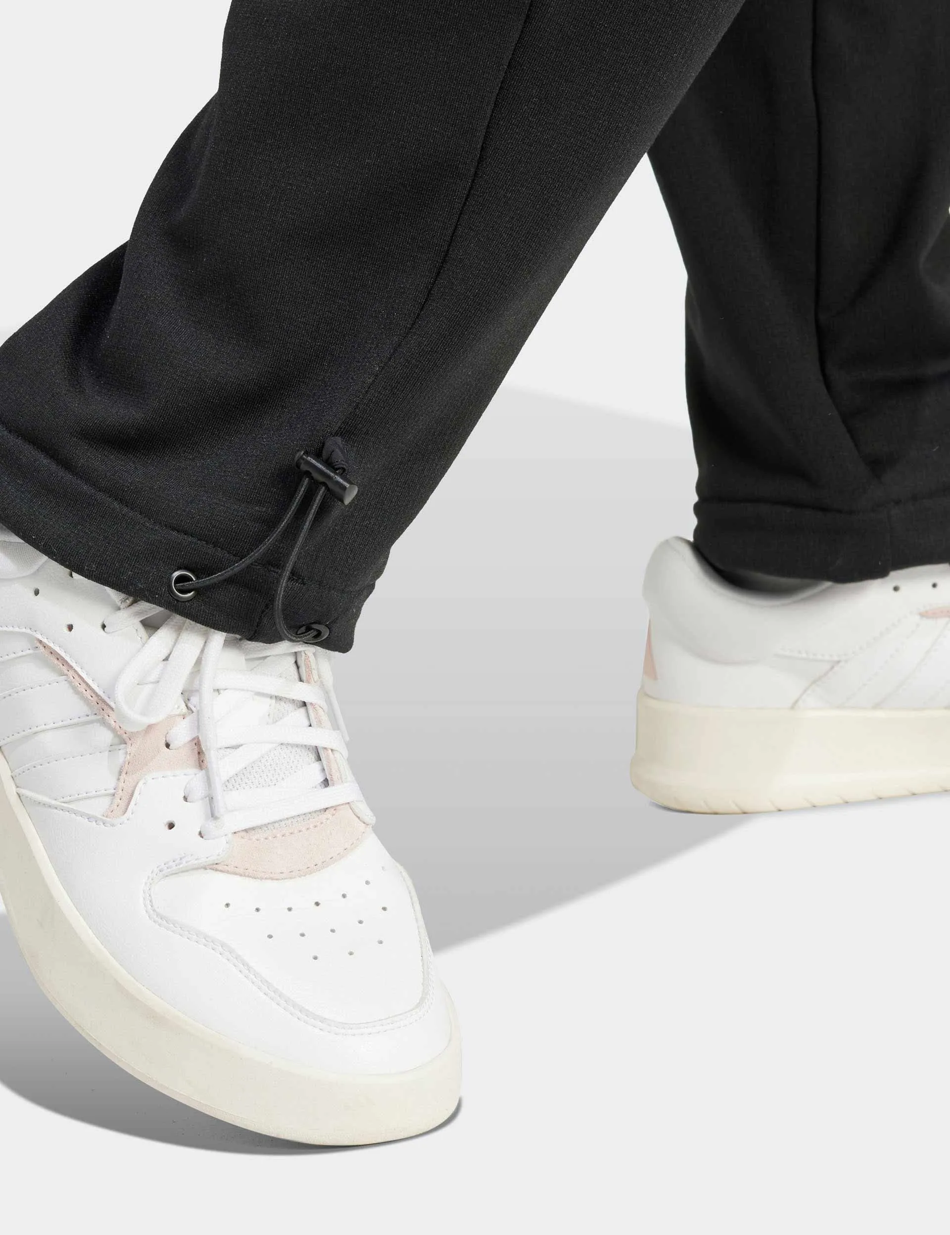 City Escape Fleece Joggers - Black