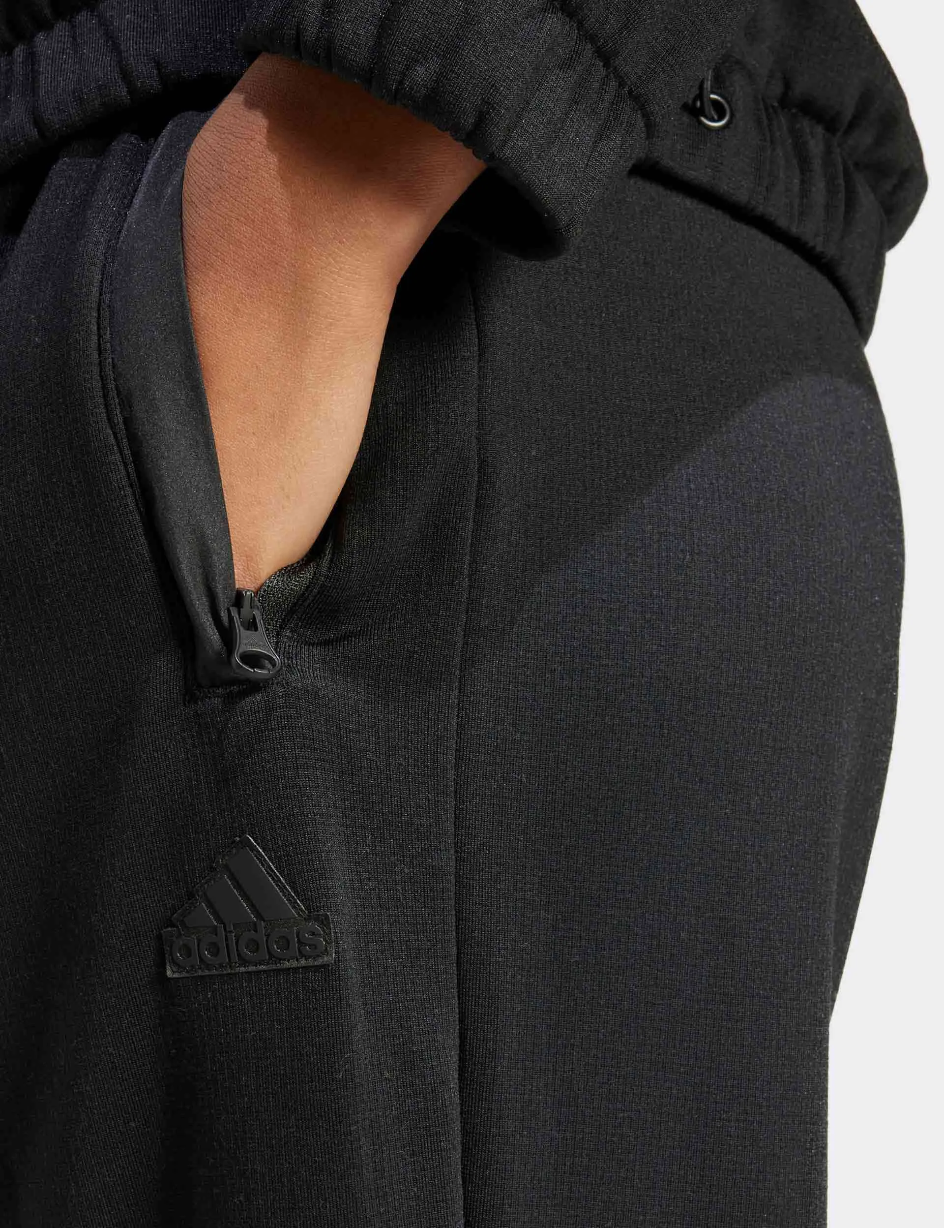 City Escape Fleece Joggers - Black