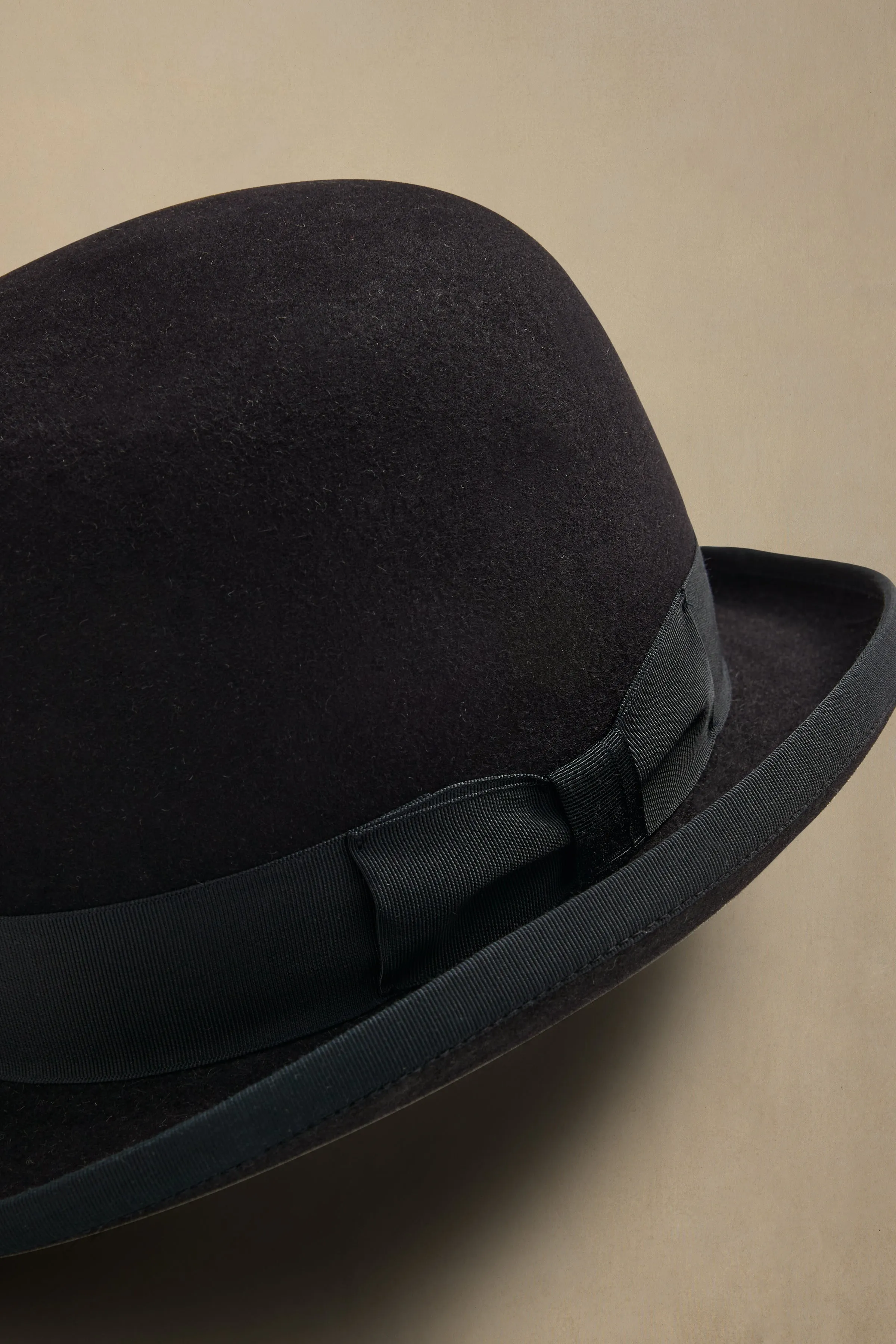 Homburg - Black