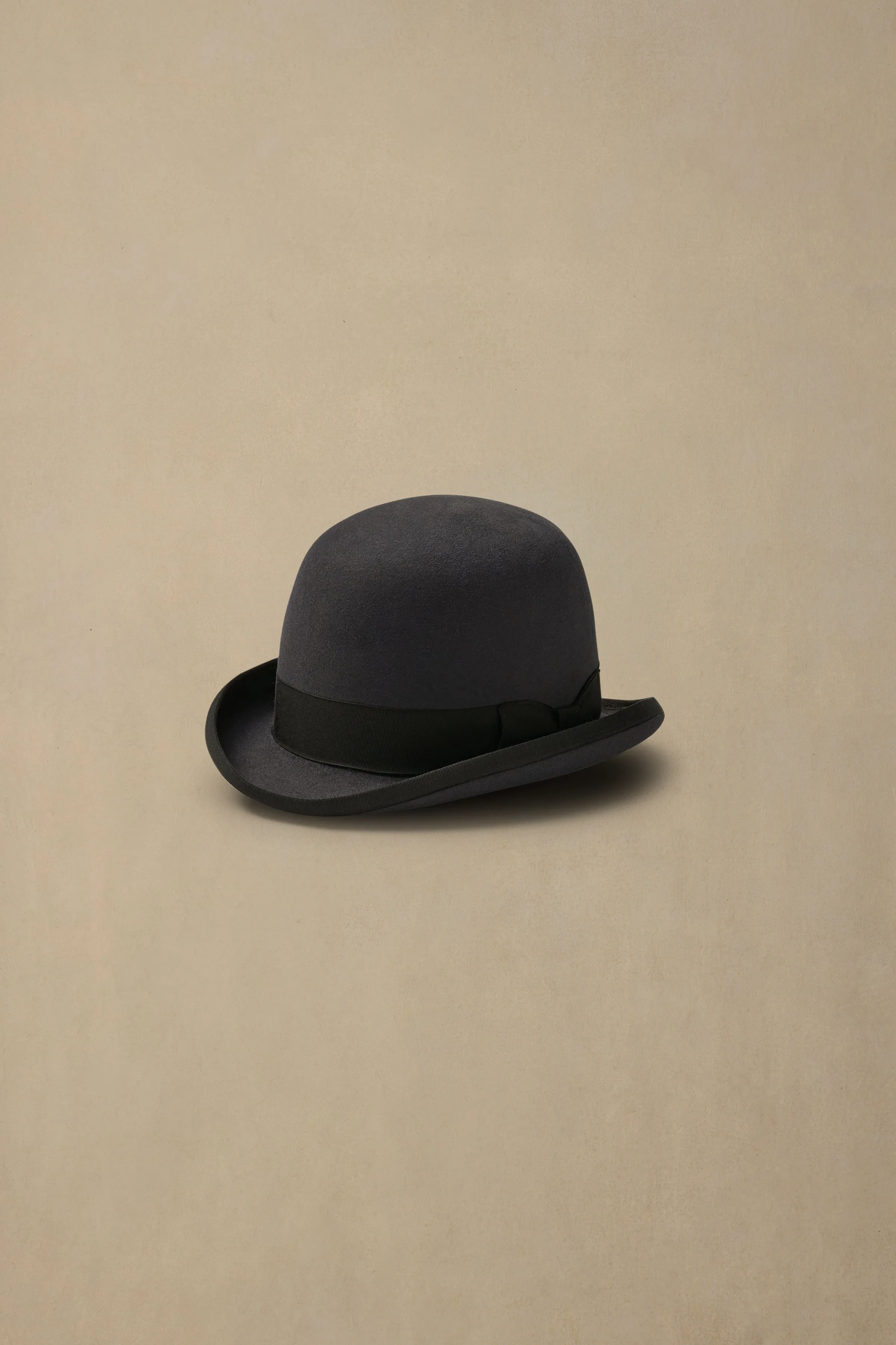 Homburg - Carbon Grey