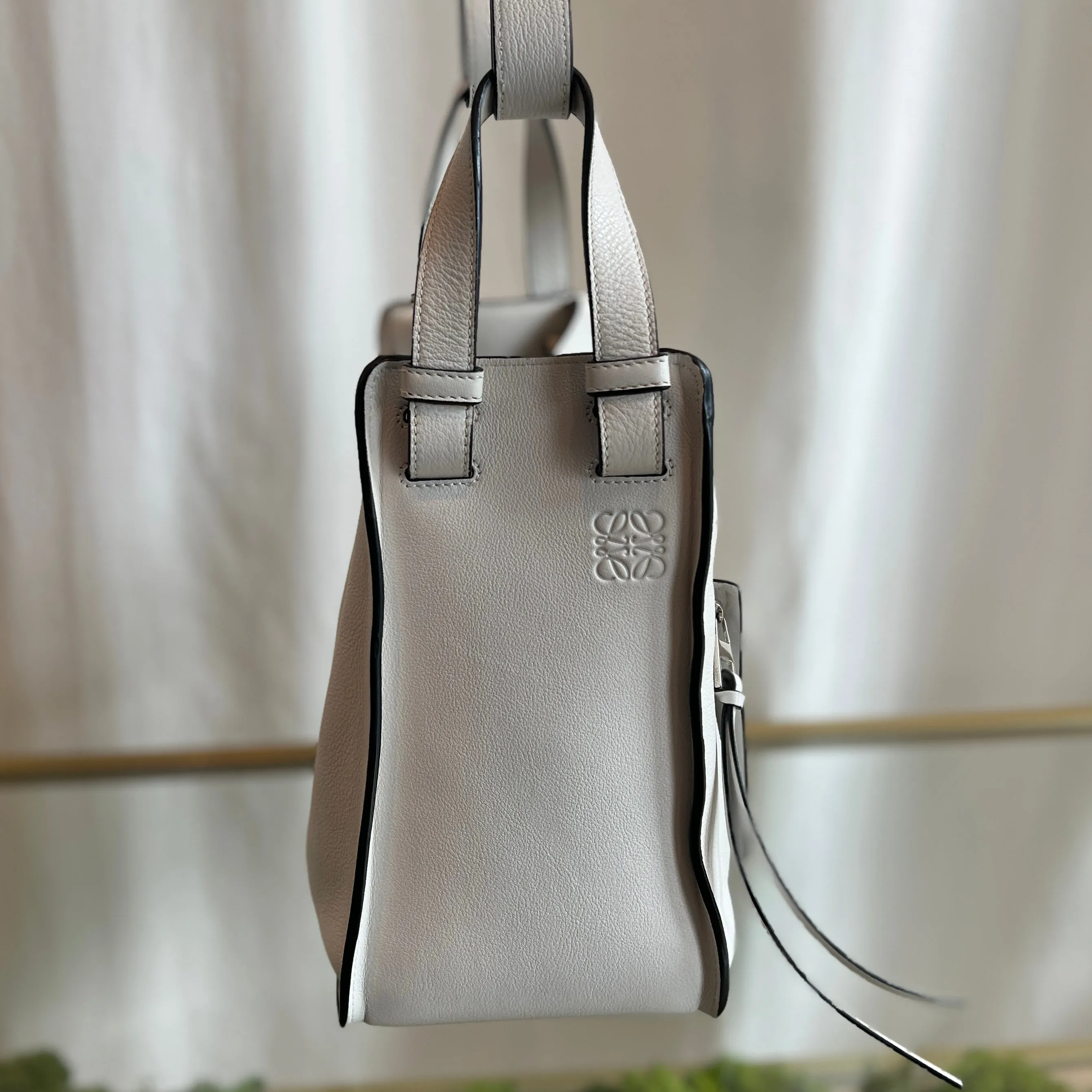 LOEWE White Leather Hammock 2 Way Shoulder Bag