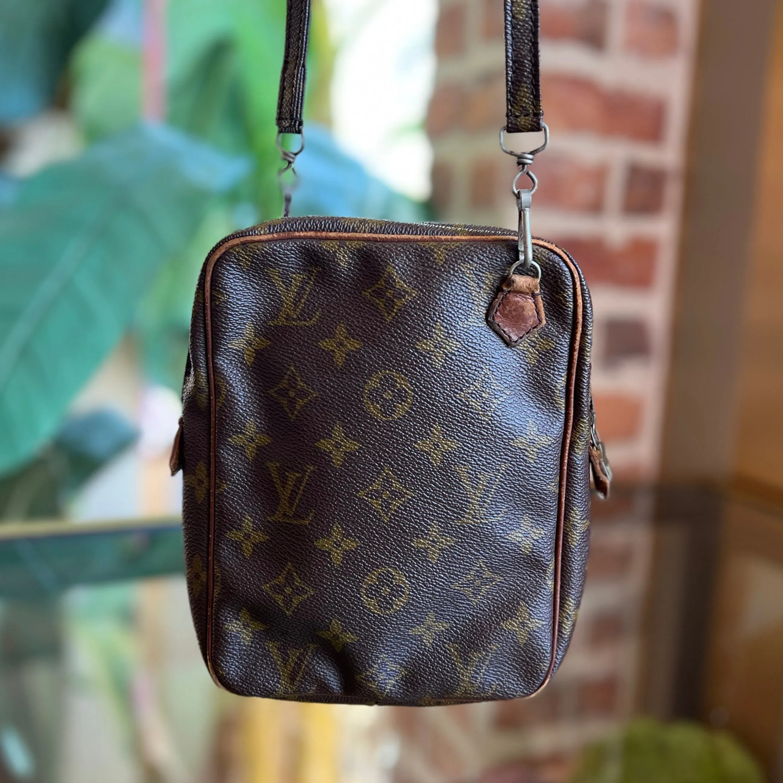 LOUIS VUITTON Amazone Mini Brown Monogram Canvas Vintage Crossbody Bag