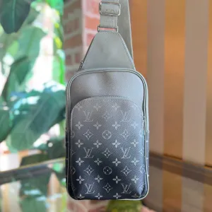 LOUIS VUITTON Avenue Slingbag Monogram Canvas Crossbody
