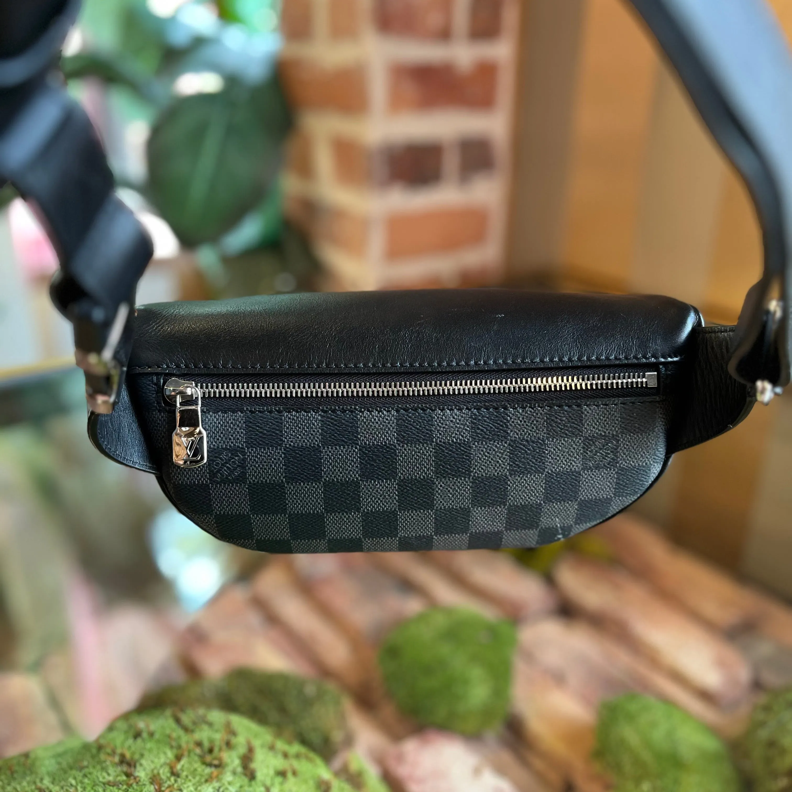 LOUIS VUITTON Campus Bumbag Damier Graphite Belt Bag