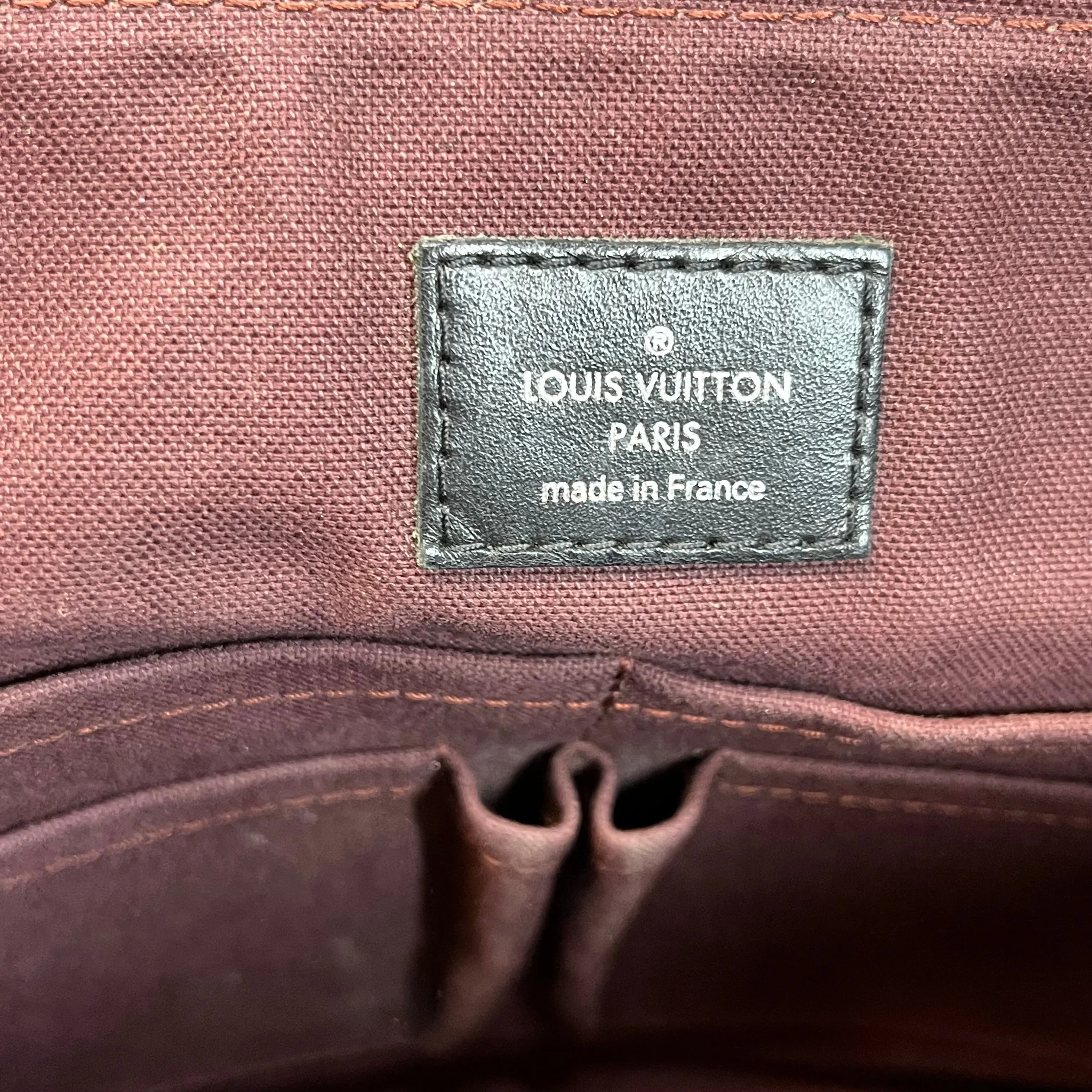 LOUIS VUITTON District MM Monogram Macassar Canvas Messenger Bag