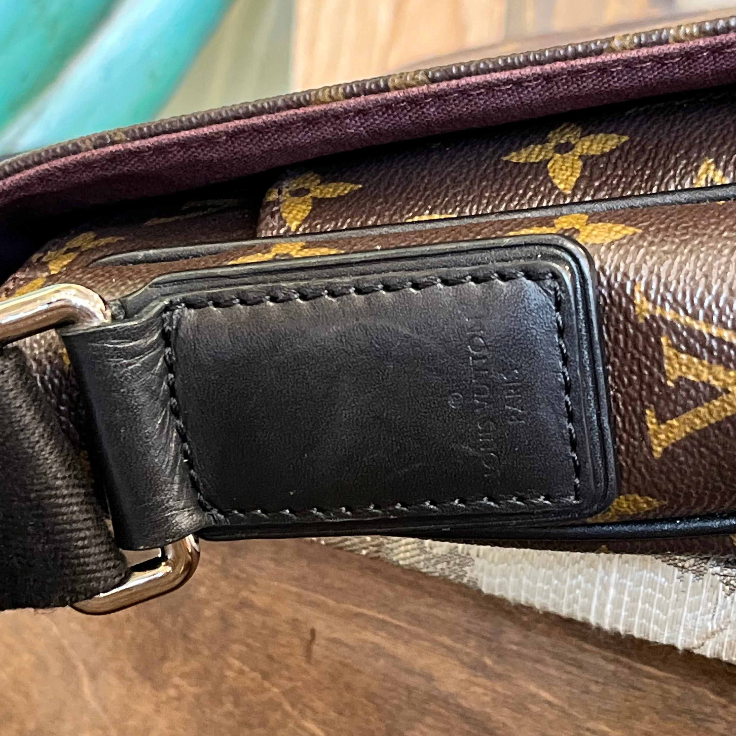LOUIS VUITTON District MM Monogram Macassar Canvas Messenger Bag