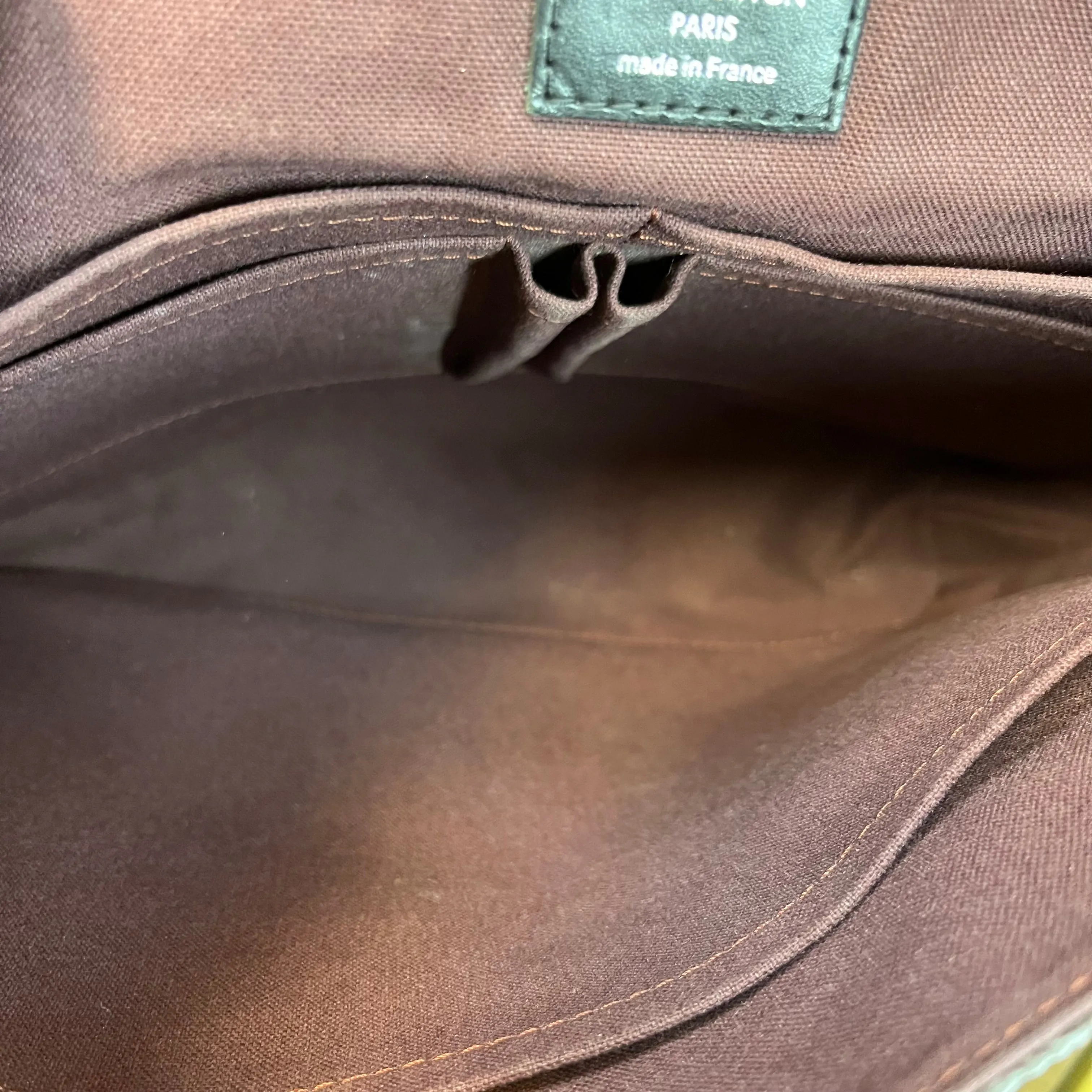 LOUIS VUITTON District MM Monogram Macassar Canvas Messenger Bag