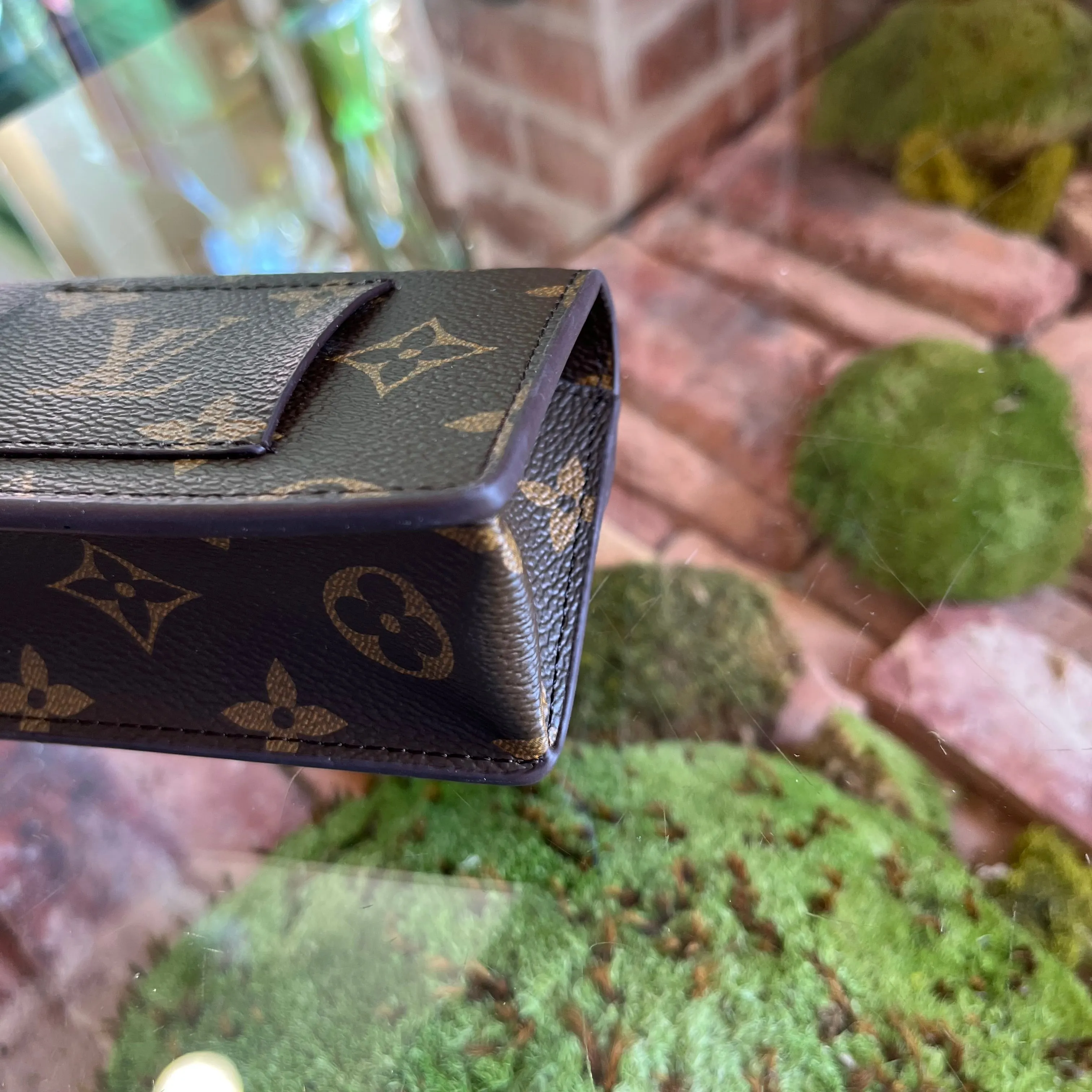 LOUIS VUITTON Monogram Daily Belt Pouch
