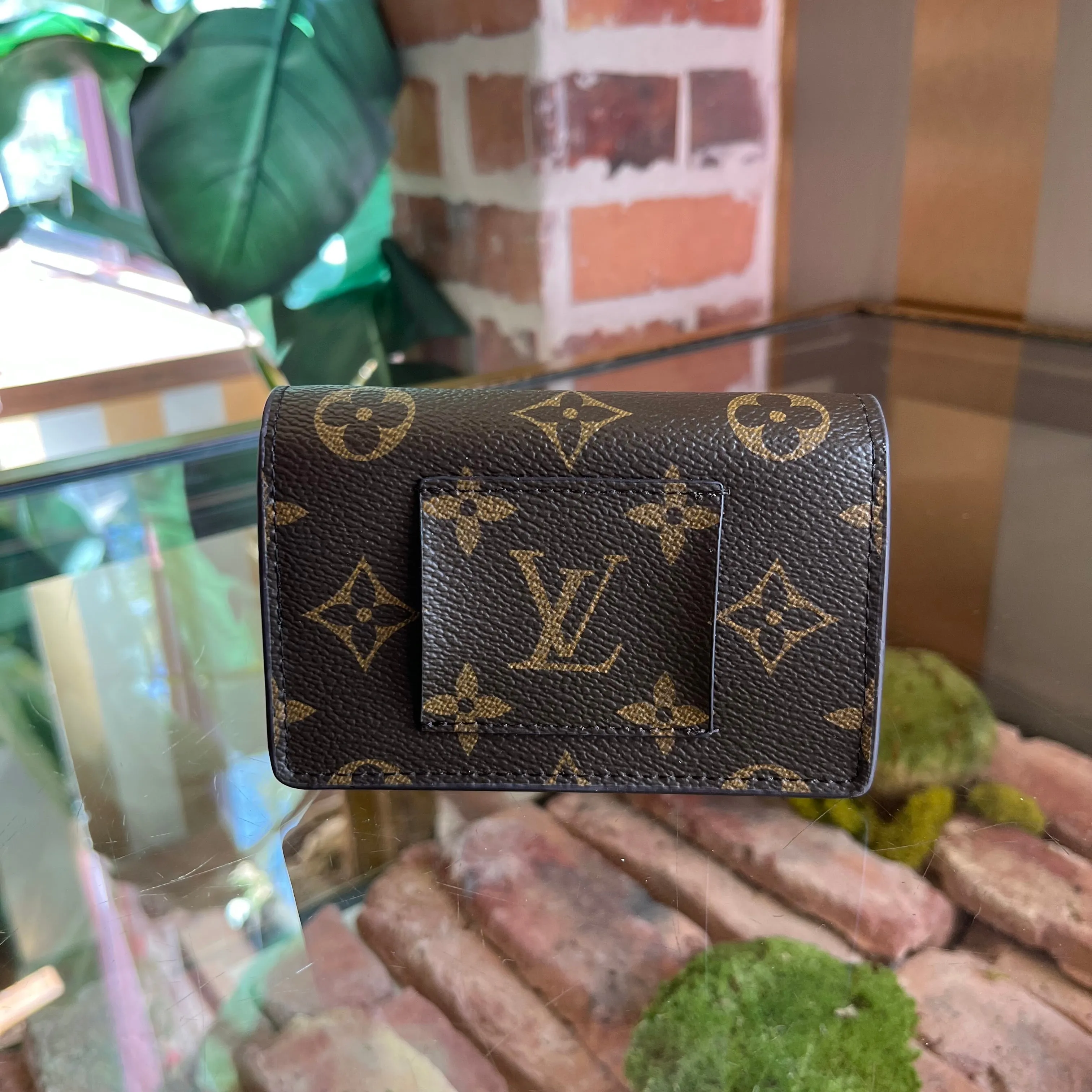 LOUIS VUITTON Monogram Daily Belt Pouch