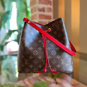 LOUIS VUITTON Neonoe MM Monogram Bucket Bag