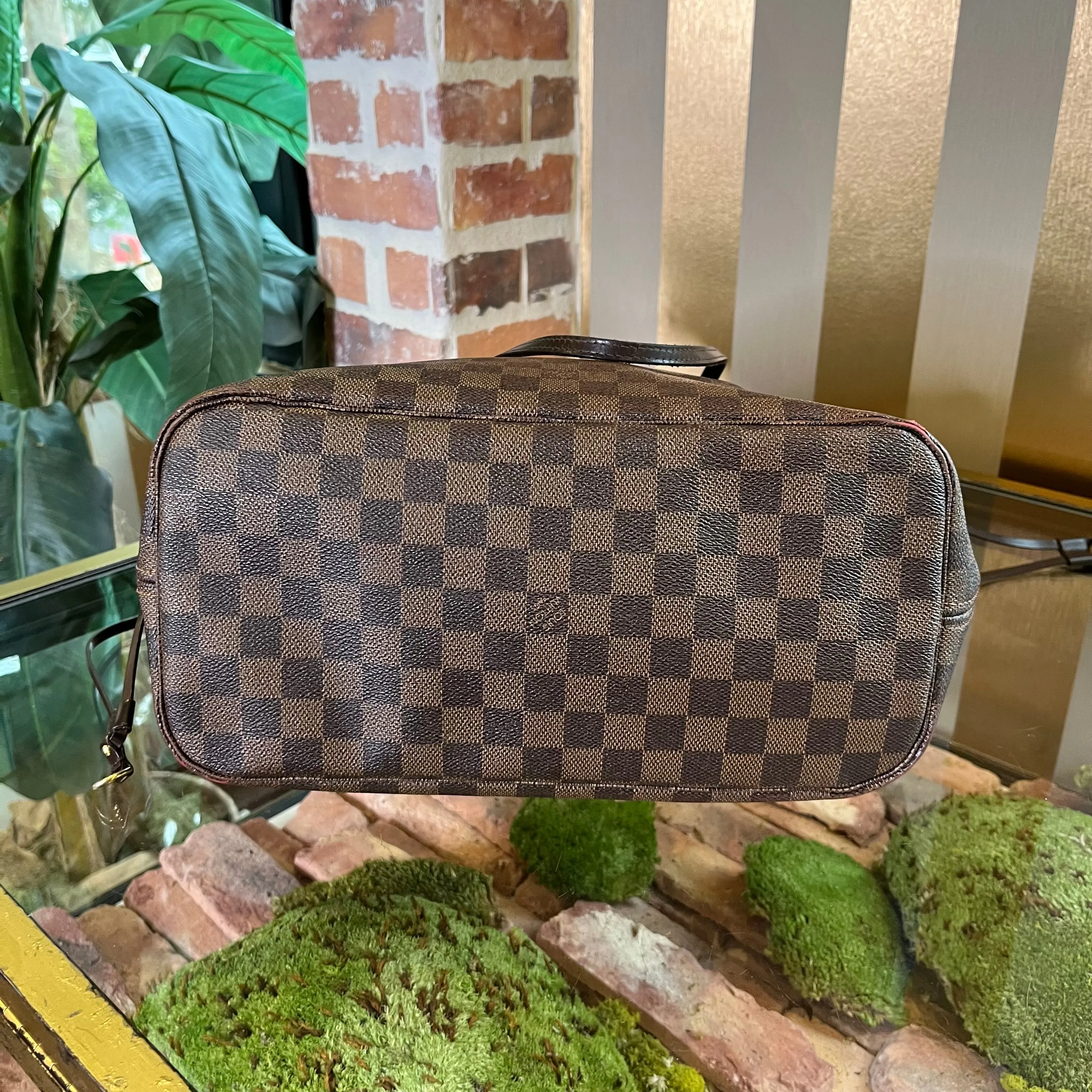 LOUIS VUITTON Neverfull MM Damier Ebene Cherry Tote