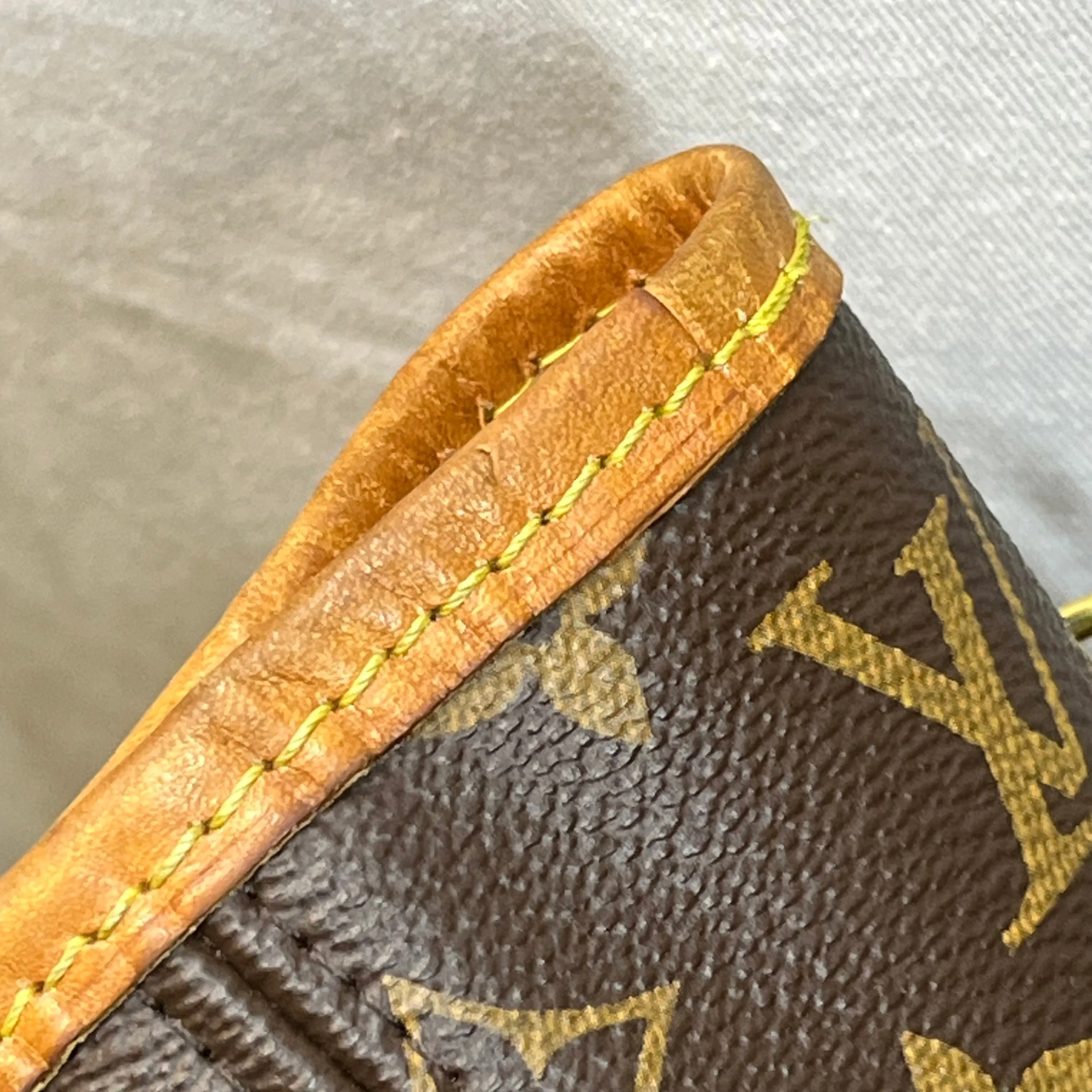 LOUIS VUITTON Neverfull MM Limited Edition Monogram Patches Tote