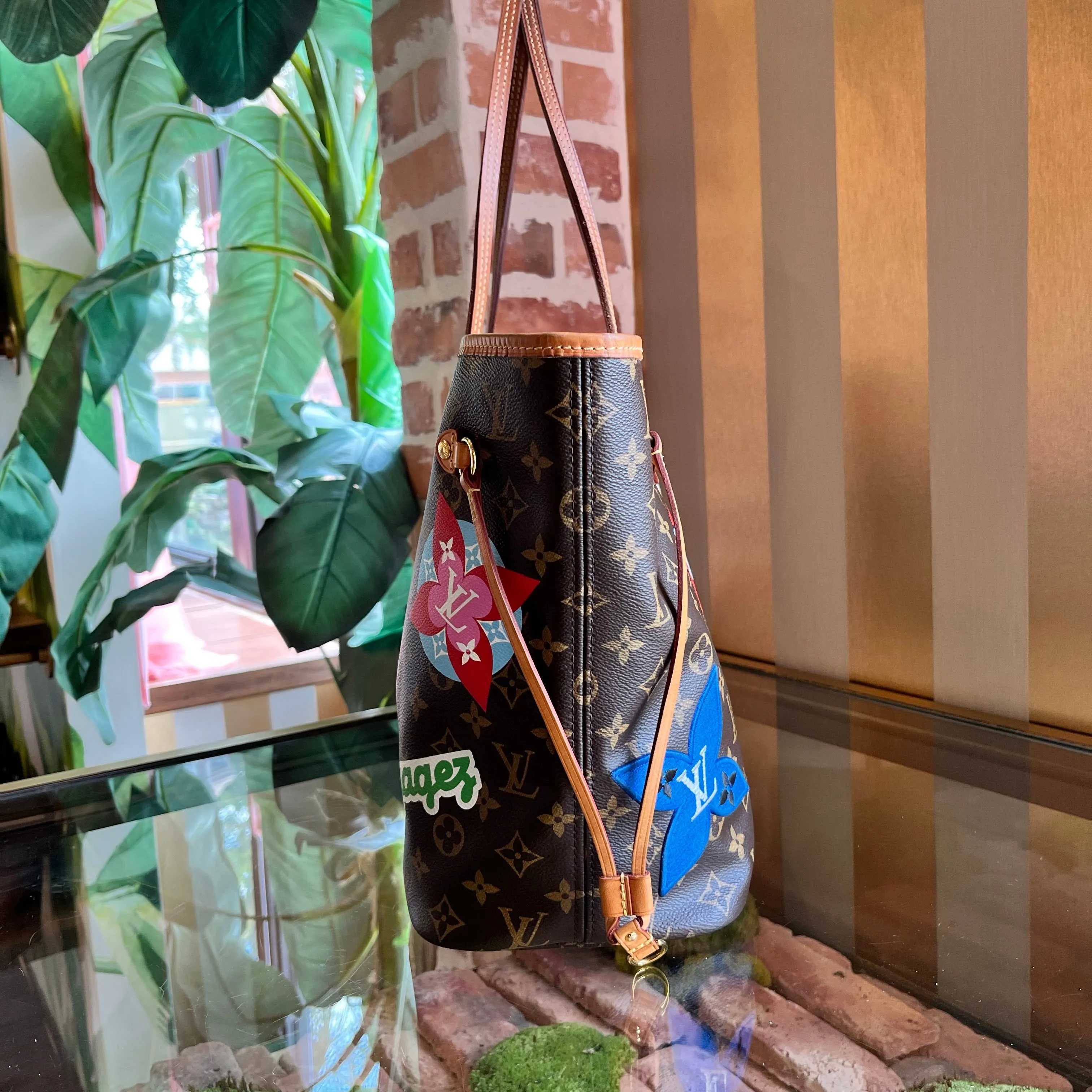 LOUIS VUITTON Neverfull MM Limited Edition Monogram Patches Tote