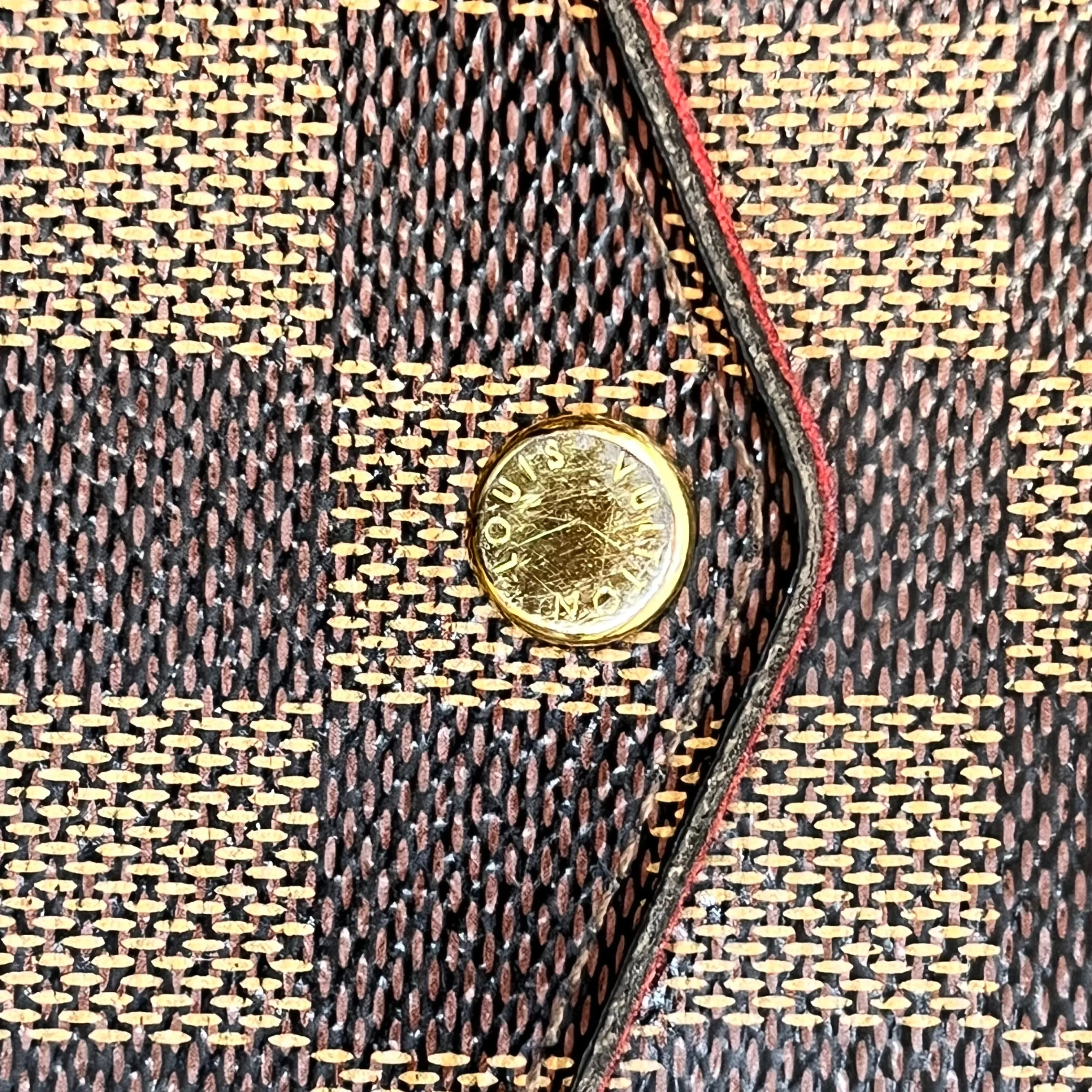 LOUIS VUITTON Pochette Felicie Brown Damier Ebene Canvas Crossbody Bag