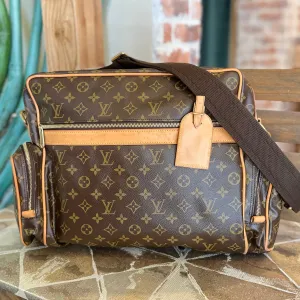 LOUIS VUITTON Sac Squash Monogram Canvas Crossbody Bag