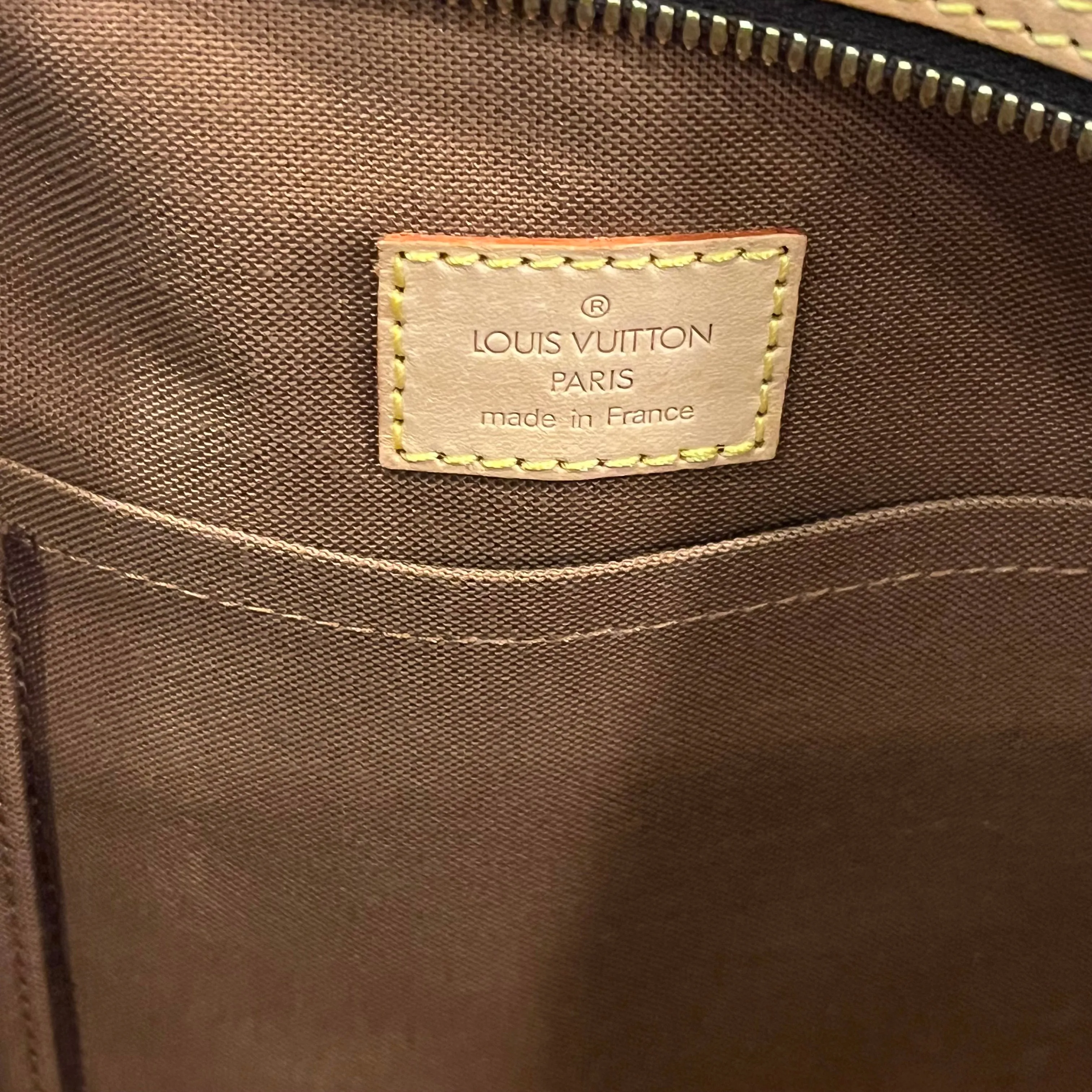 LOUIS VUITTON Sac Squash Monogram Canvas Crossbody Bag