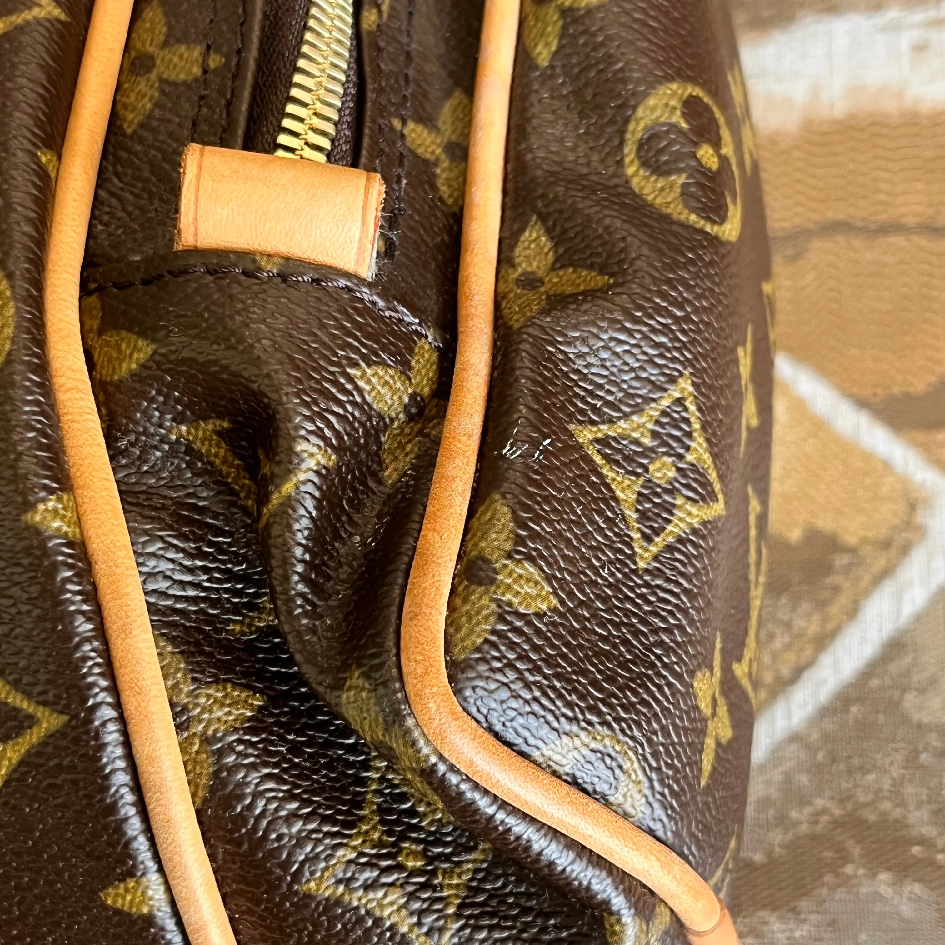 LOUIS VUITTON Sac Squash Monogram Canvas Crossbody Bag