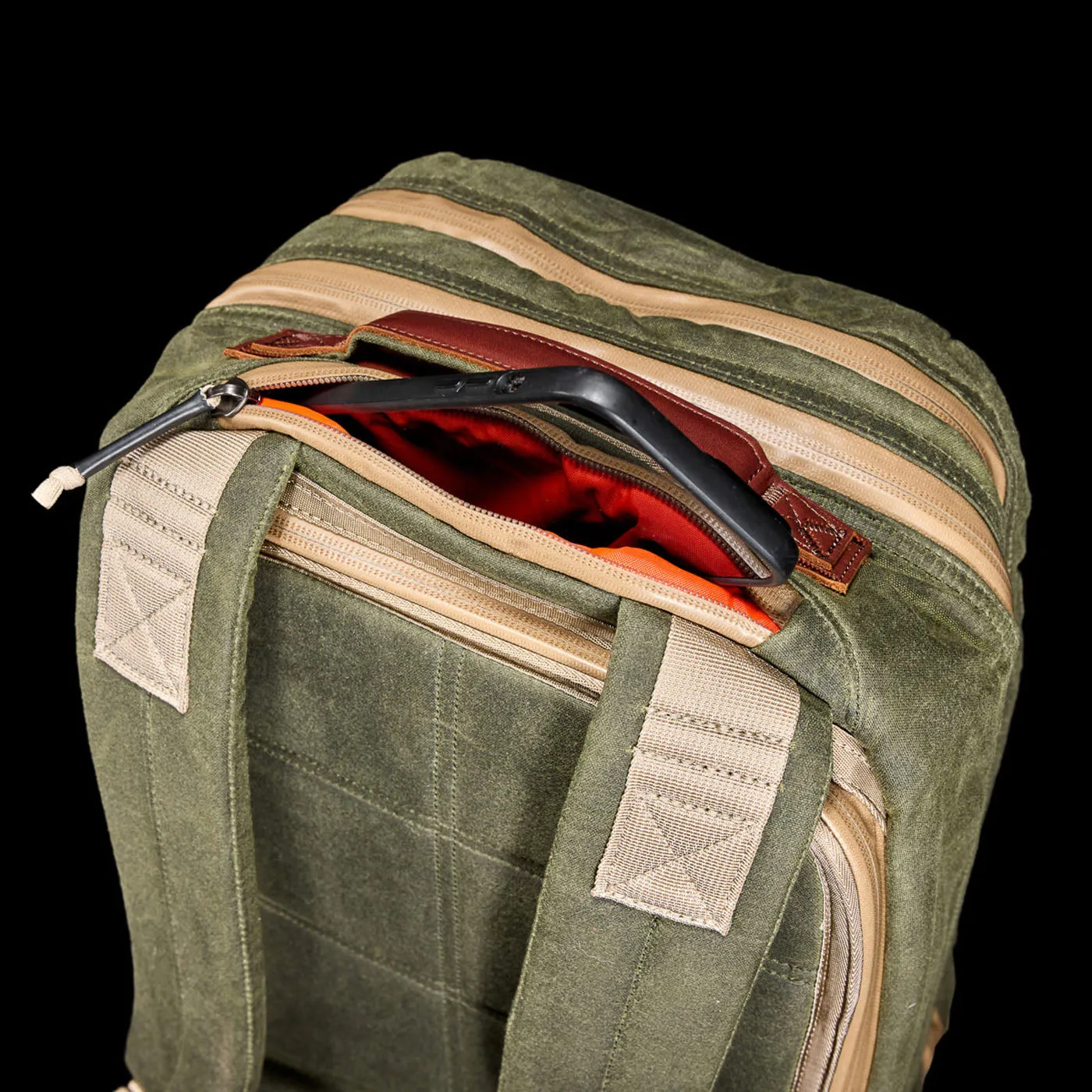 Waxed Canvas 18L Bullet Ruck