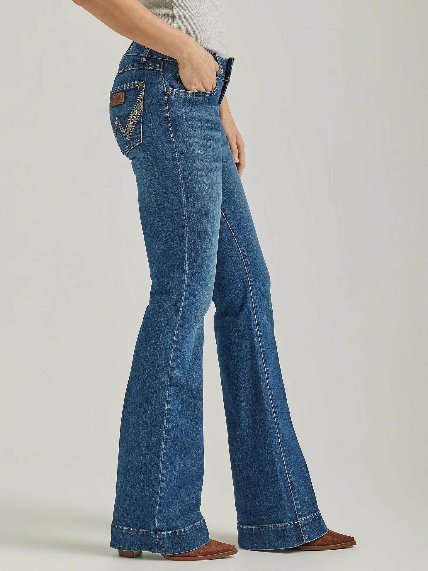 Women's Wrangler Retro Sadie Trouser Jean #112338907