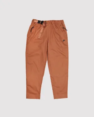 WOVEN UNLINED TECH PACK PANTS MINERAL CLAY